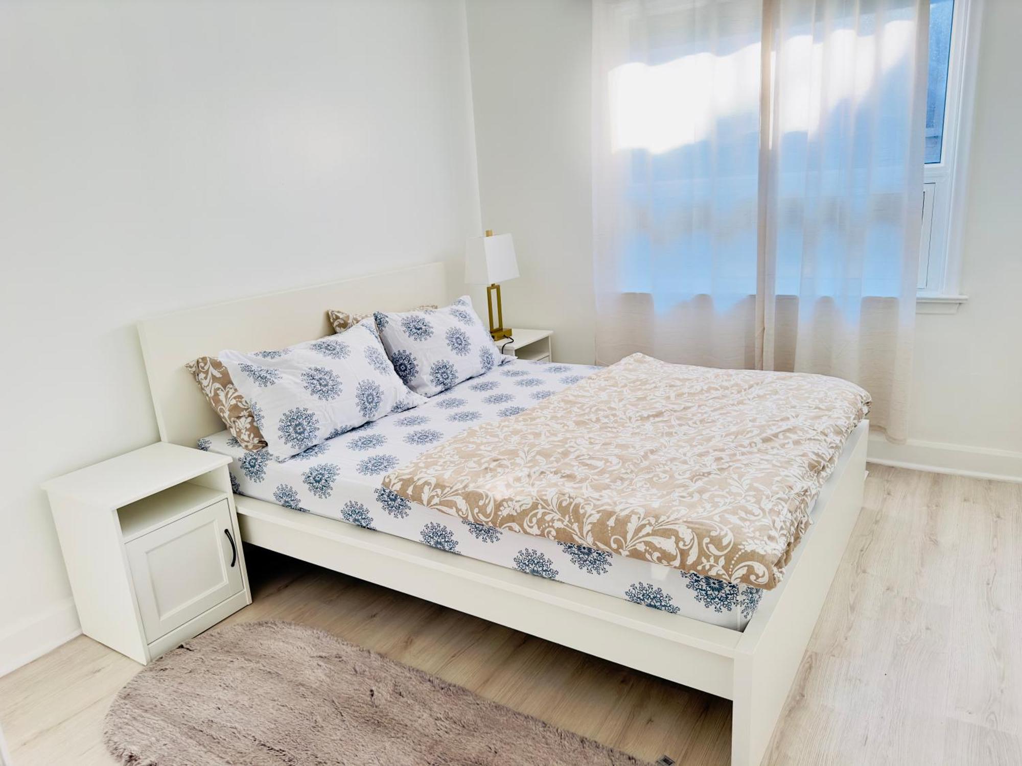 Cozy 10 Mins From Airport With Free Parking *